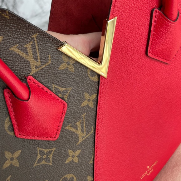 Authentic LV Kimono MM. Purchased at LV boutique in Holt Renfrew, Vancouver, BC. - Picture 2 of 9